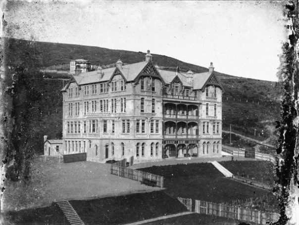 4 Erskine College  (Sacred Heart) Sacred Heart Convent School, Island Bay, ca 1900 Reference Number 11-002748-G Turnbull manuscript and pictorial